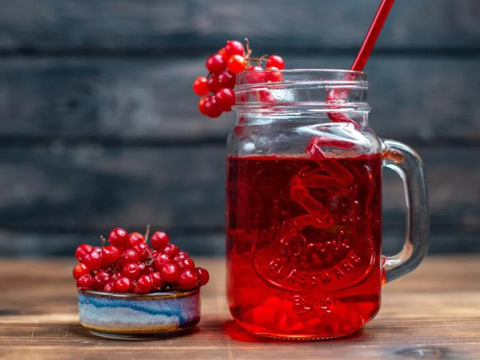 «Доступный продукт»: названы полезные напитки для гипертоников