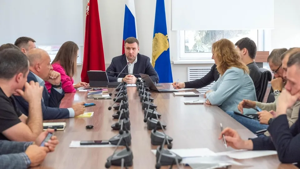 Первый замглавы администрации Алексей Ковязин (в центре). Фото: пресс-служба администрации г.о. Реутов