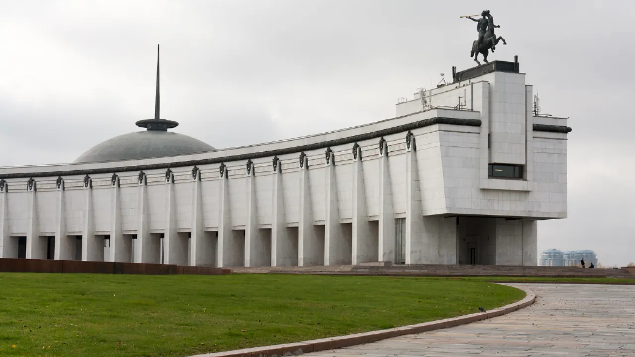 В Кремле представили официальный логотип празднования 80-летия победы в ВОВ