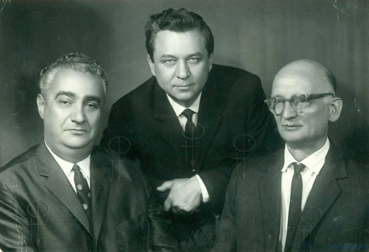 AlphaSpecnaz/Twitter.com