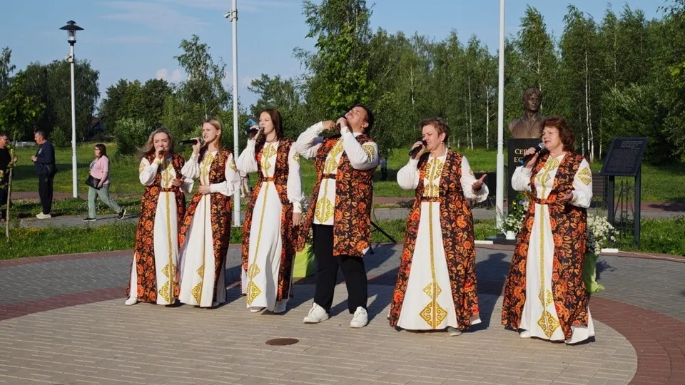 Фото: ансамбль лирической песни «Луховичанка»