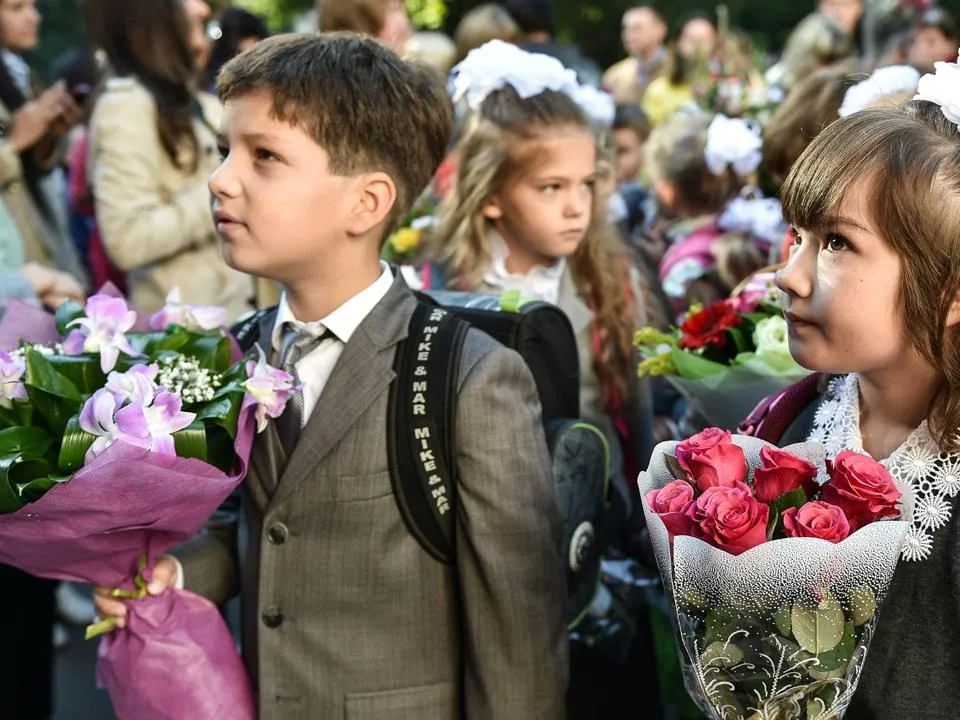 1 сентября совсем близко: как сэкономить на букете учителю — пора готовиться уже сейчас