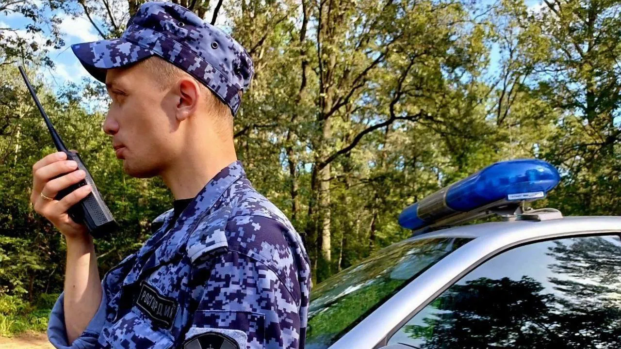 Пропавшего двухлетнего мальчика помогли вернуть родителям подмосковные росгвардейцы
