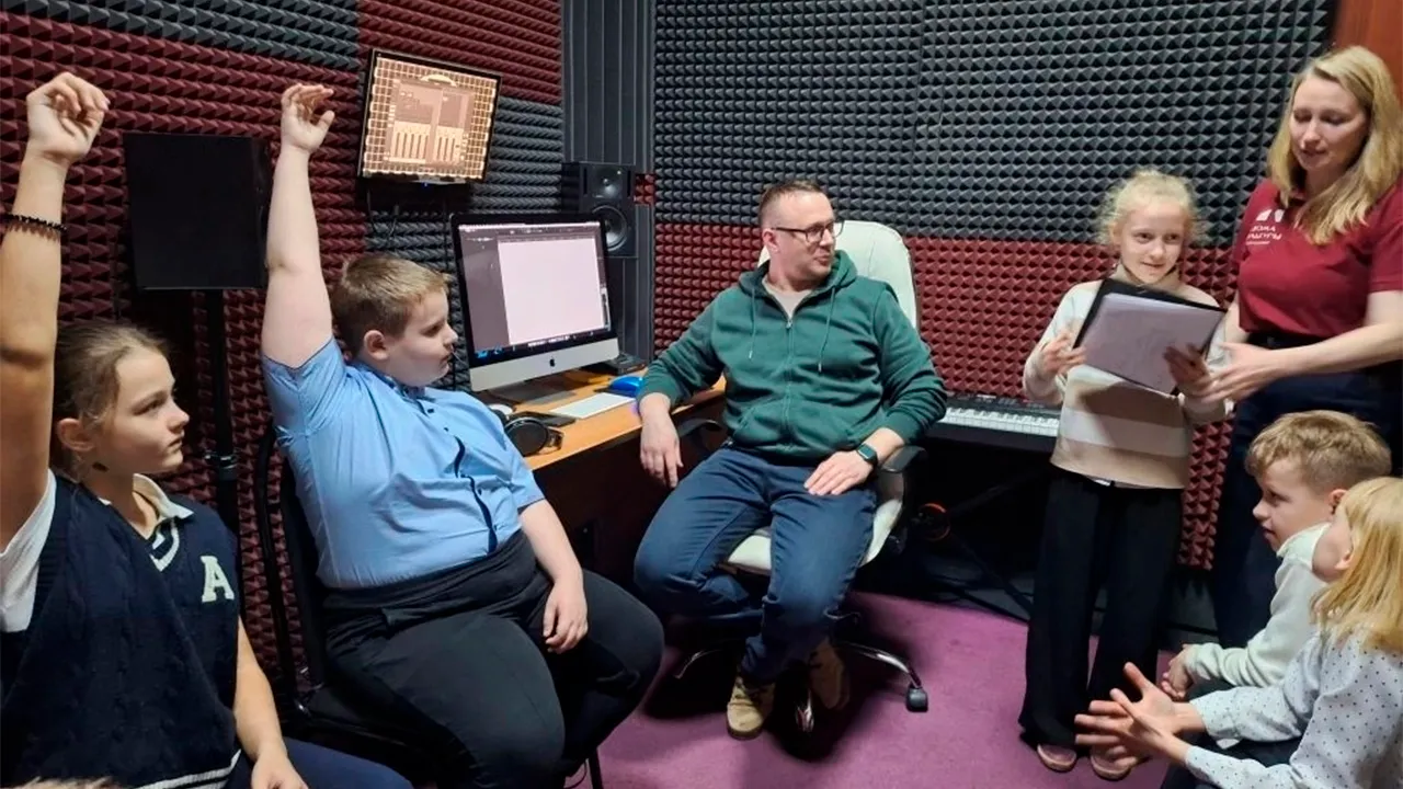 vk.com/ Дворец культуры им. В.Н. Леонова