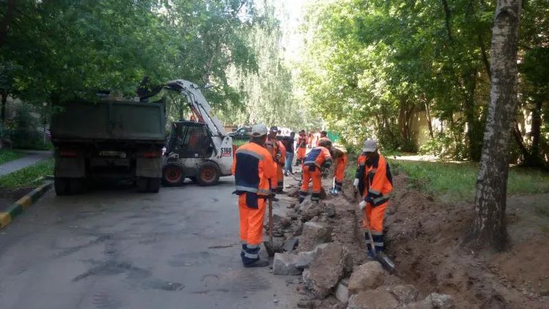В Люберцах начался ремонт территории