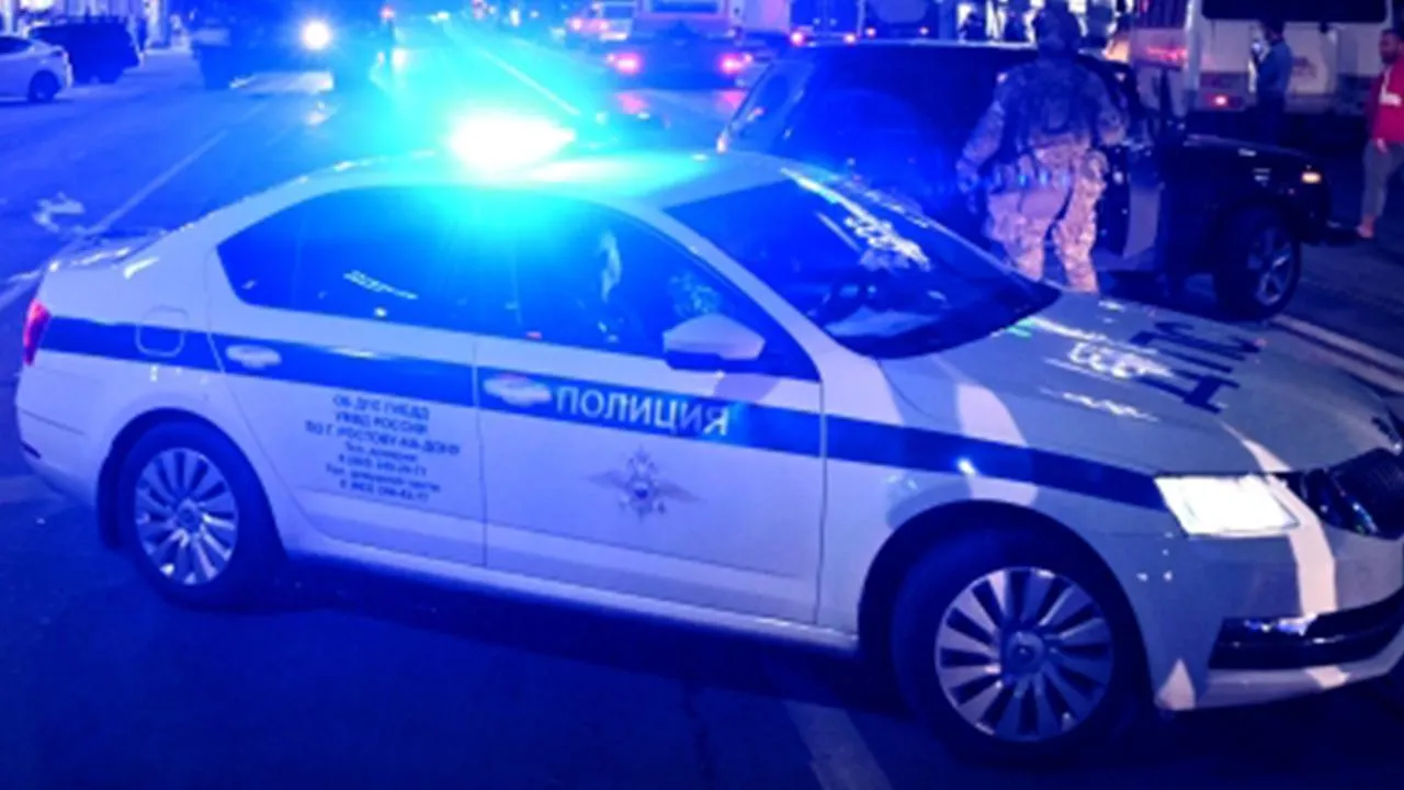 В ЯНАО водитель в погоне от ДПС врезался в здание