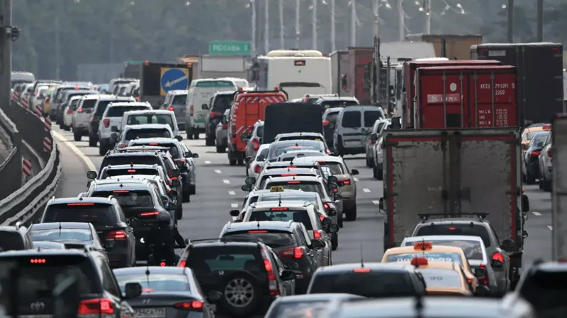 Автоэксперты оценили предложение поощрять водителей за безопасную езду