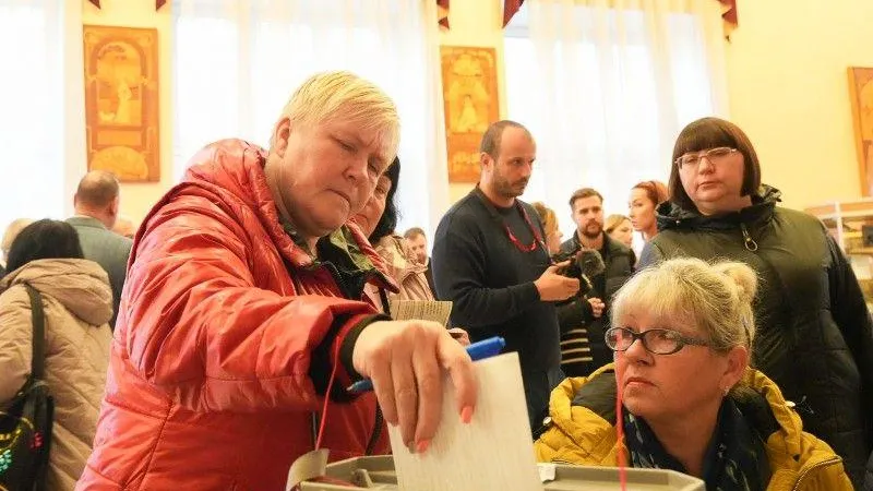 Беженка с Украины пришла на референдум в Подмосковье