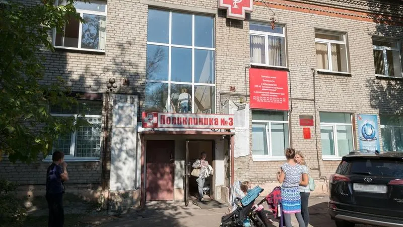 В Балашихе педиатрическое отделение поликлиники ютится в крошечном помещении жилого дома