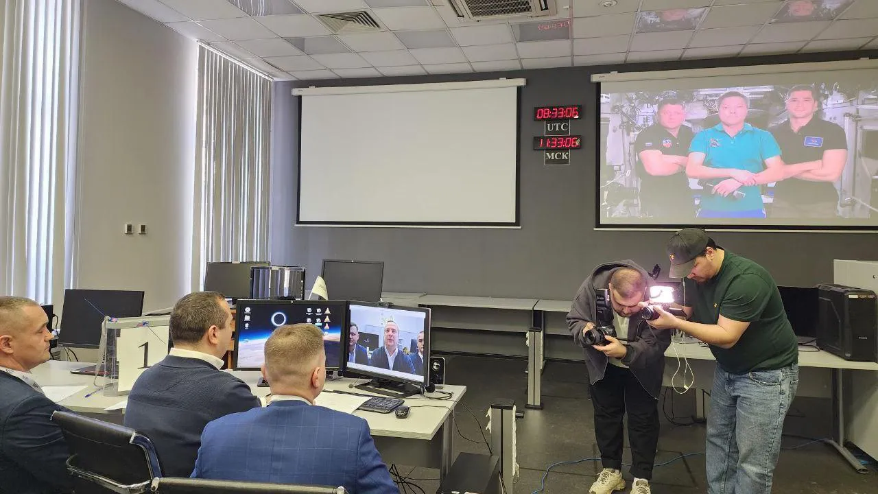 Члены экипажа МКС проголосовали на выборах президента России