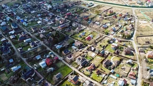 Шесть сотен многодетных семей Подмосковья обеспечили земельными участками с начала года