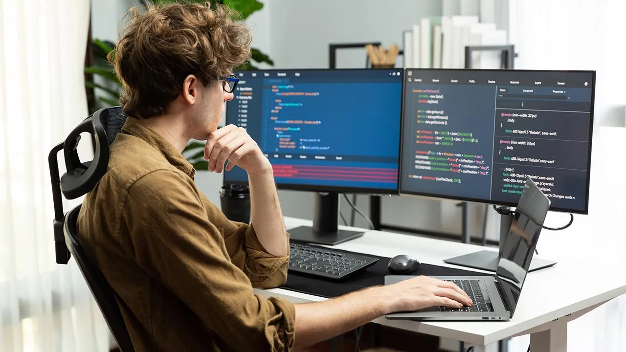 istockphoto.com/NanoStockk