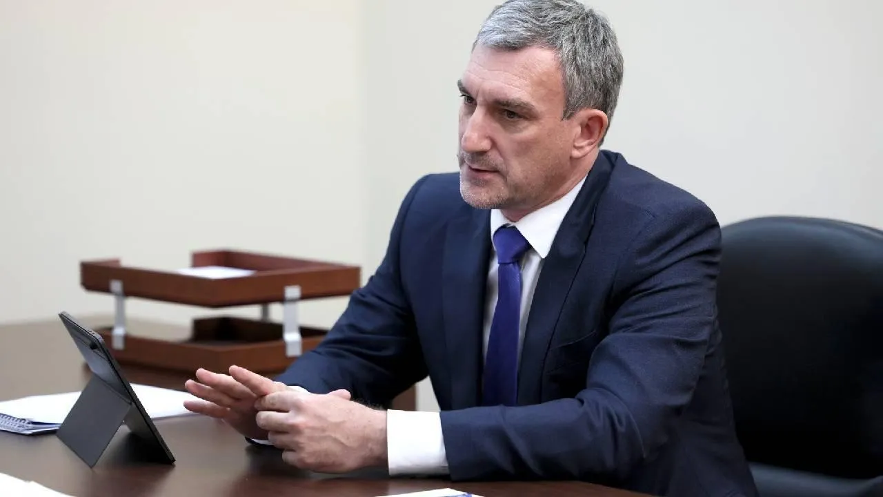 Губернатор Орлов анонсировал строительство ж/д-моста в Китай