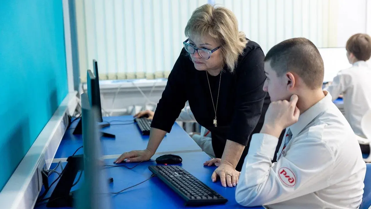 Алена Жамкова