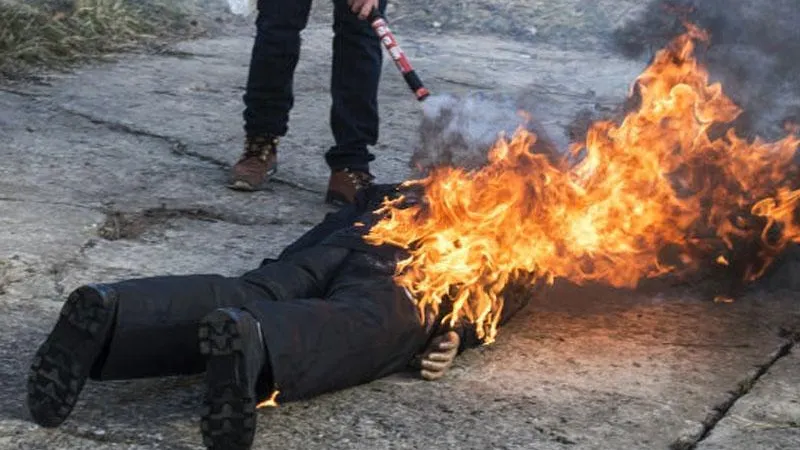 Мужчина поджег себя на главной площади города Гусева в Калининградской области