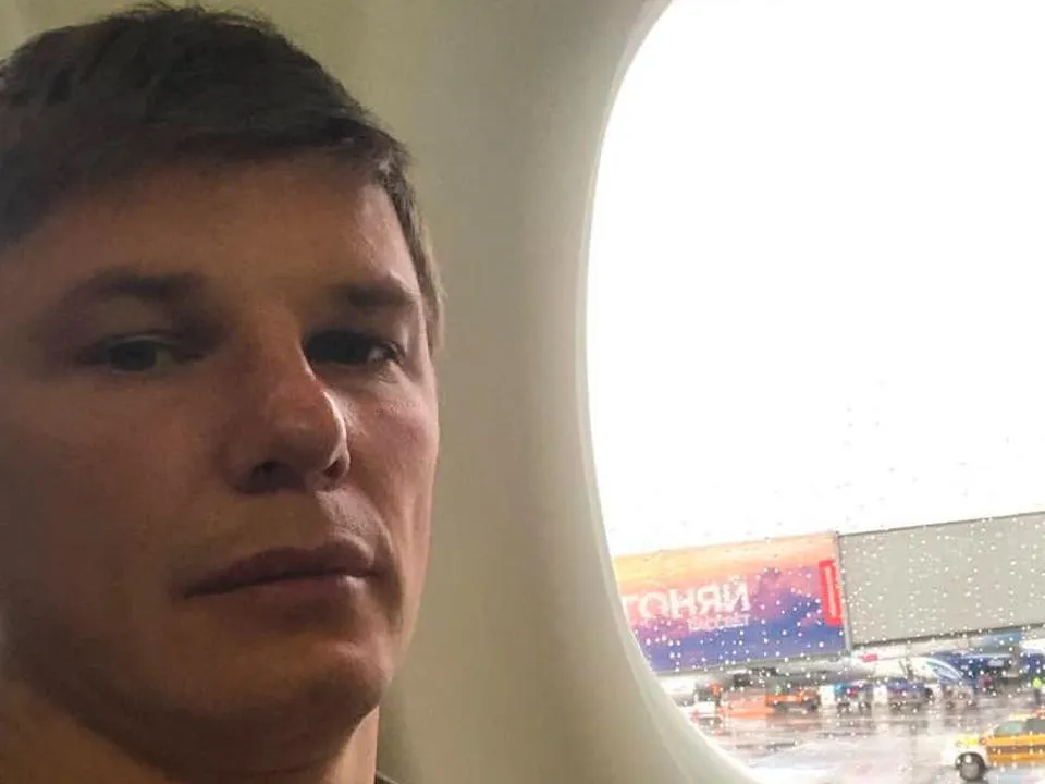Аршавин не меняется: экс-футболист может бросить с ребенком на руках четвертую женщину