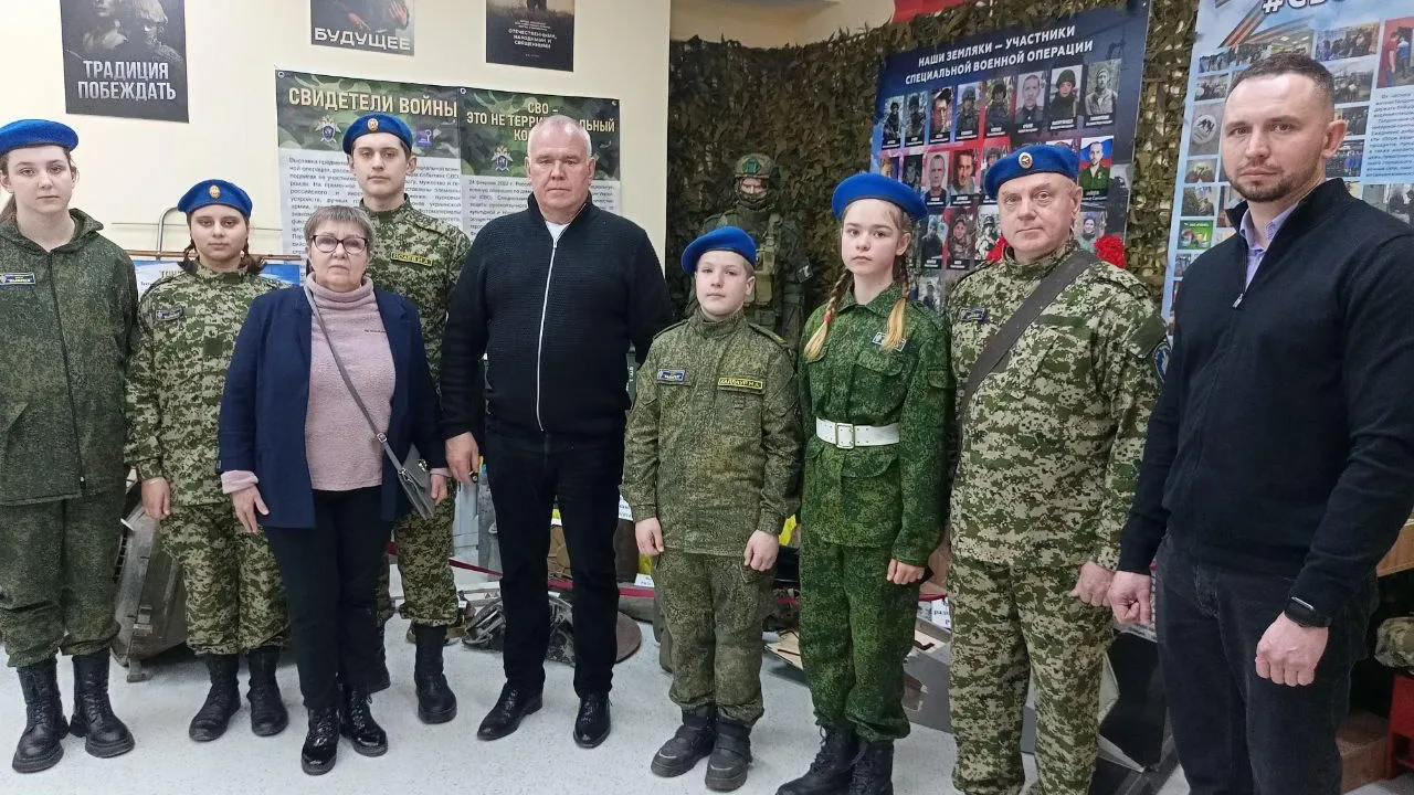 В Талдоме почтили память погибших участников СВО и вручили награды их семьям