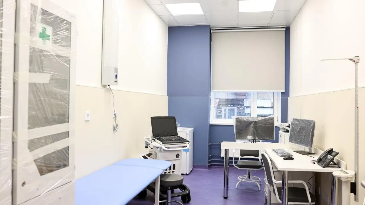 В подмосковном поселке Октябрьский выдали разрешение на ввод новой поликлиники в эксплуатацию