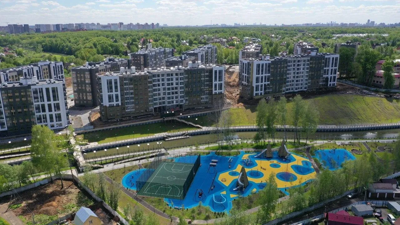 Свыше полутора тысяч семей получат ключи от квартир в ЖК «Рафинад» в Химках