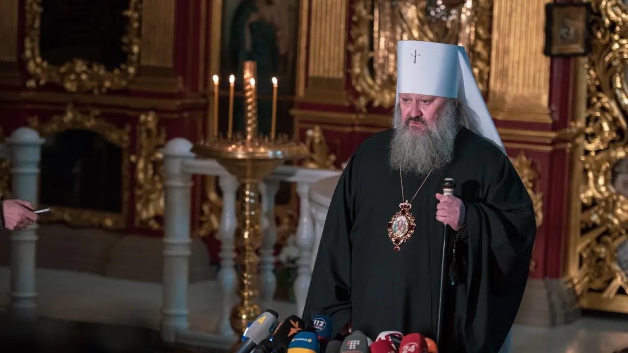 Адвокат рассказал о самочувствии арестованного наместника Киево-Печерской лавры