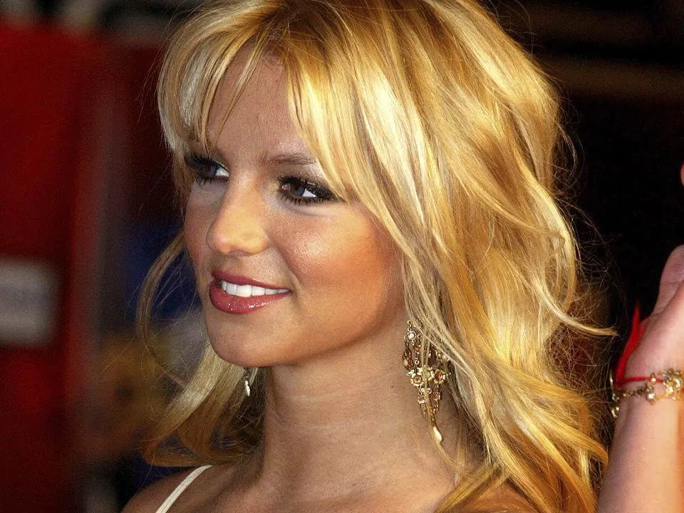 «Не умеет думать»: выяснилось, почему Бритни Спирс подсела на иглу