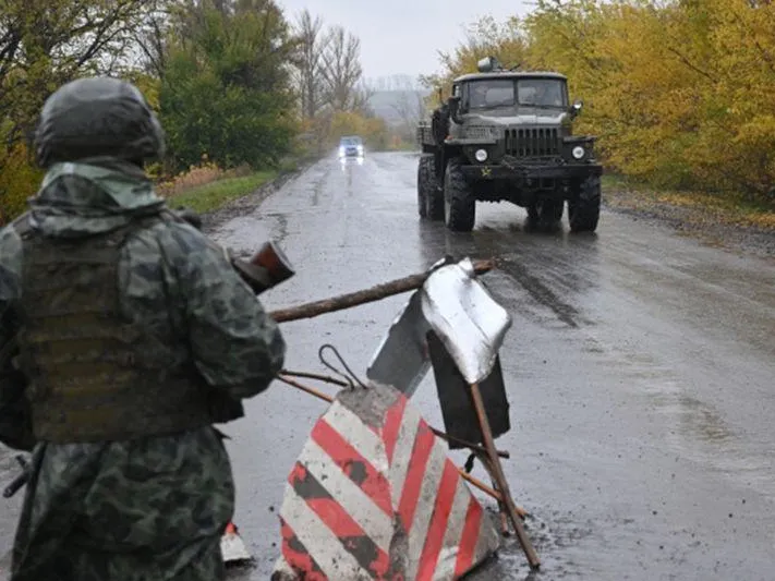 Политолог рассказал, где именно завершится конфликт с Украиной
