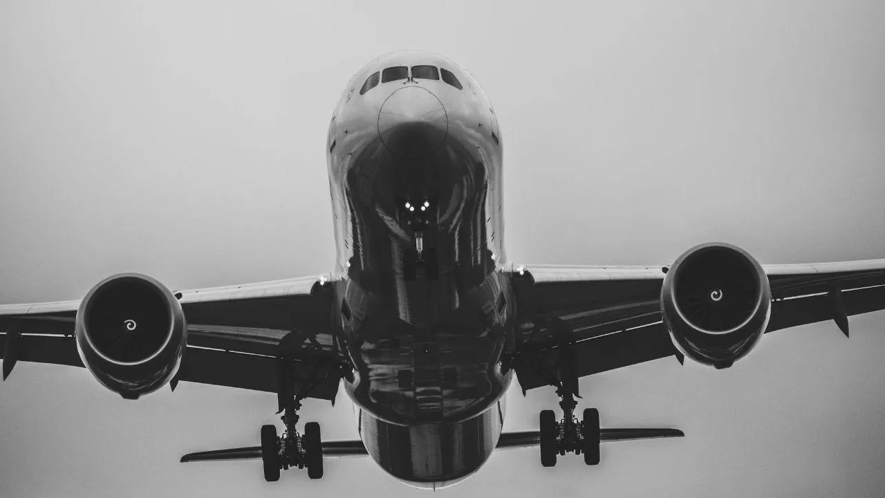 Стало известно, где в самолете сидел выживший при крушении Boeing 787 в Индии