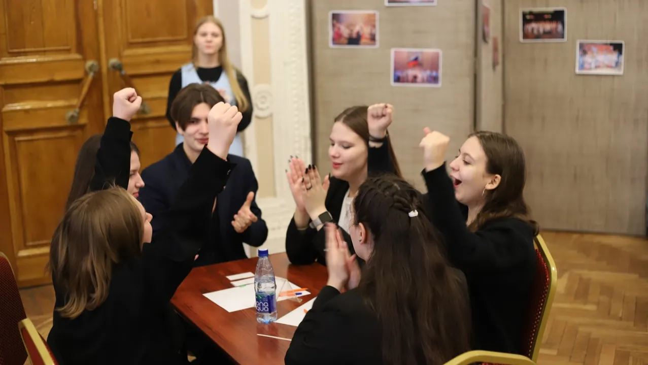 Фото: Елизавета Коробова и Виктор Гладков