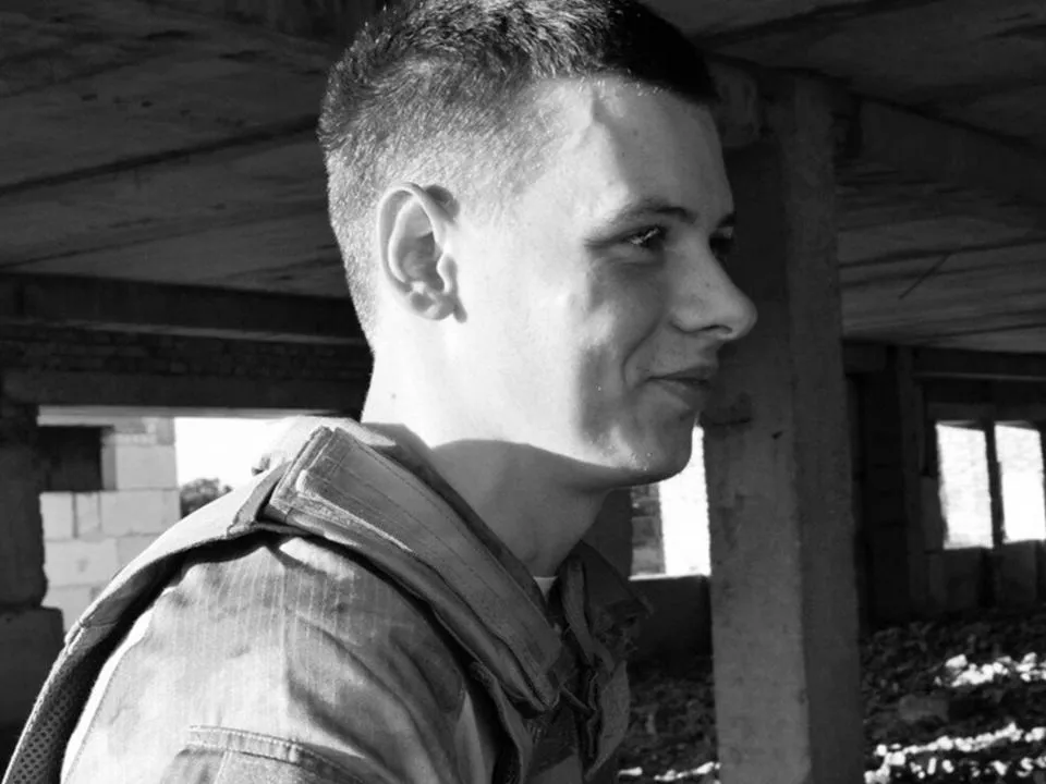«Никому не смотрел в глаза»: о героических поступках бойца СВО мать узнала только после его гибели