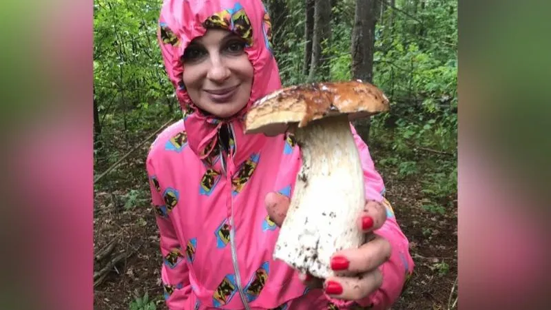 Екатерина Стриженова поделилась трофеями с тихой охоты в Подмосковье