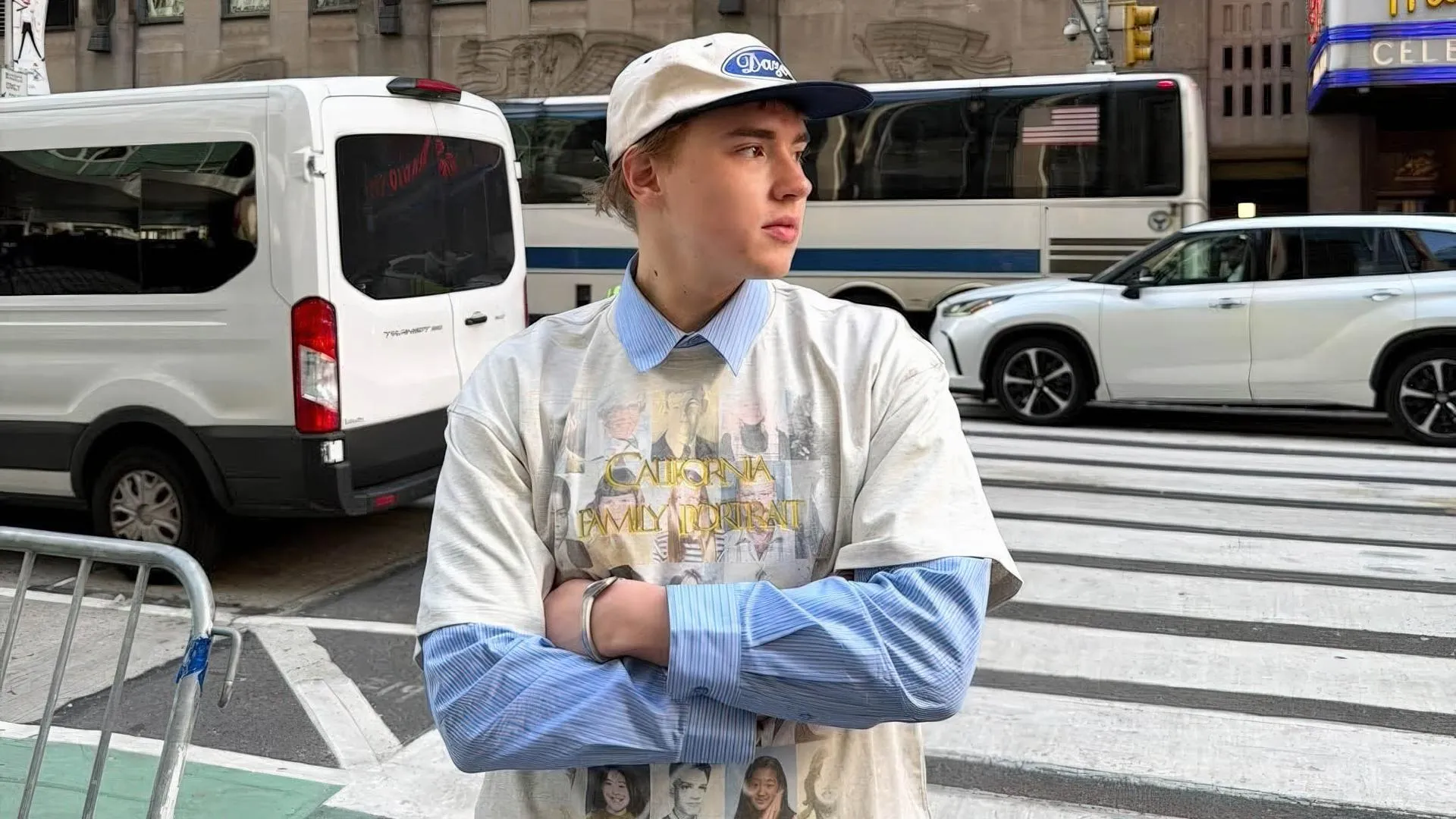 Соцсети Саши Теслонда