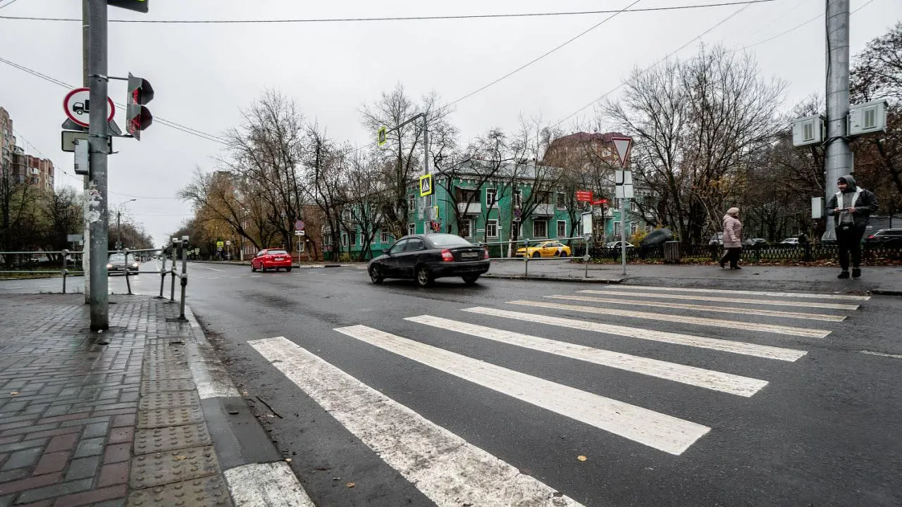 Режим работы четырех светофоров скорректировали в Подмосковье для ликвидации пробок