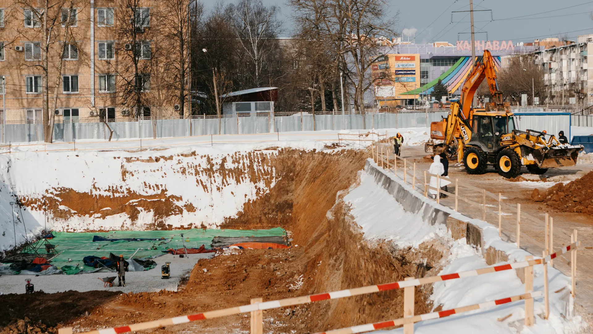 строительство поликлиники на ул. Мира