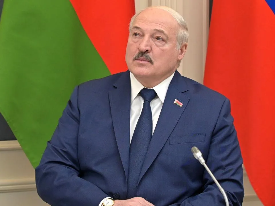 «Возможно снятие санкций»: раскрыто, о чем хотят договориться Лукашенко и Трамп
