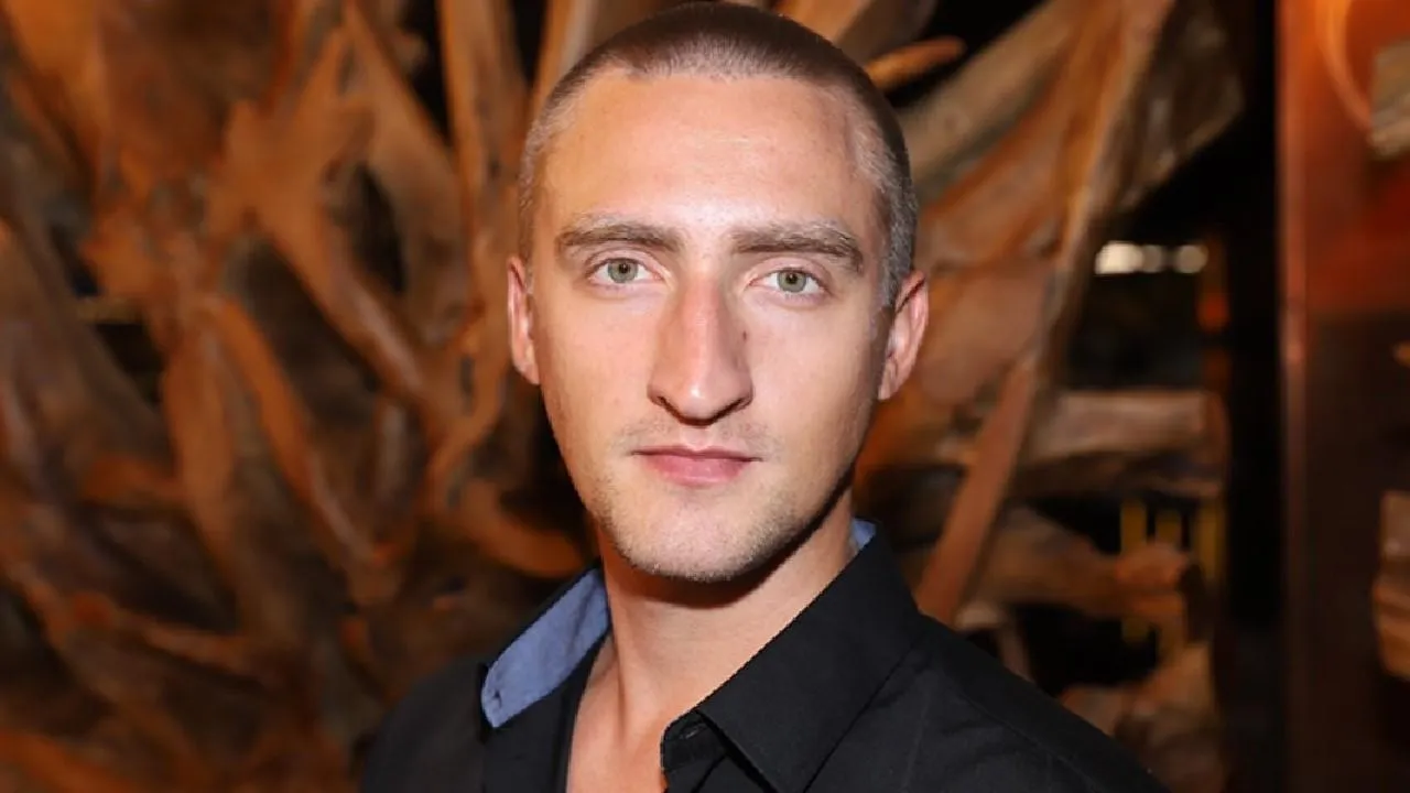 Актер Устинов рассказал, почему принял решение служить в зоне СВО