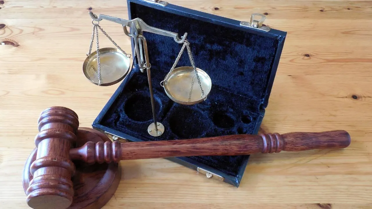 Суд оставил в СИЗО главного кадровика Минобороны Кузнецова минимум до 12 января