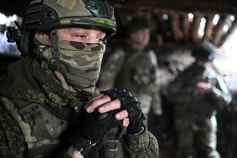 Российский военнослужащий артиллерийского расчета. Сергей Бобылев