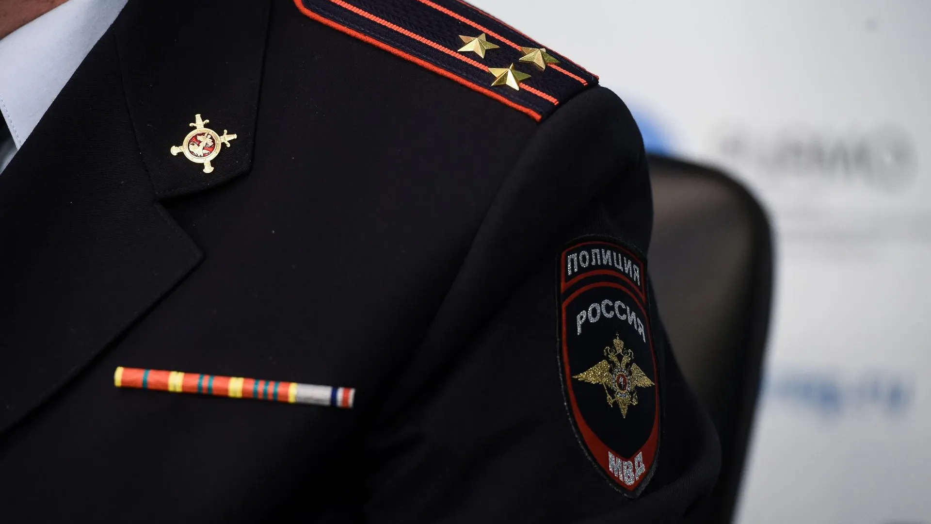 Сбежавшие из РФ экс-сотрудники МВД оставили семьи без денег и имущества