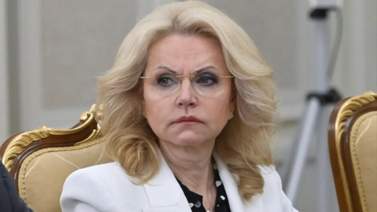 «На двух детей давай квартиру»: вице-премьер РФ рассказала, почему россиянки не хотят рожать