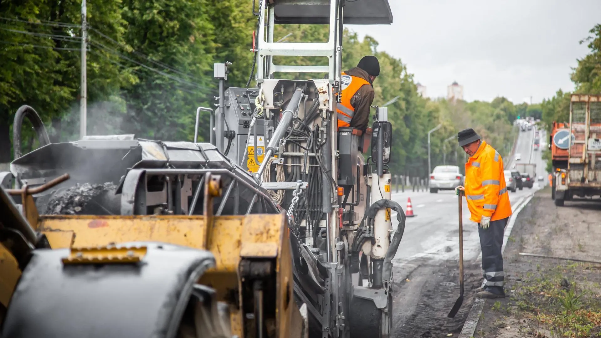 Дорожники отремонтировали более двух тысяч ям в Подмосковье за неделю