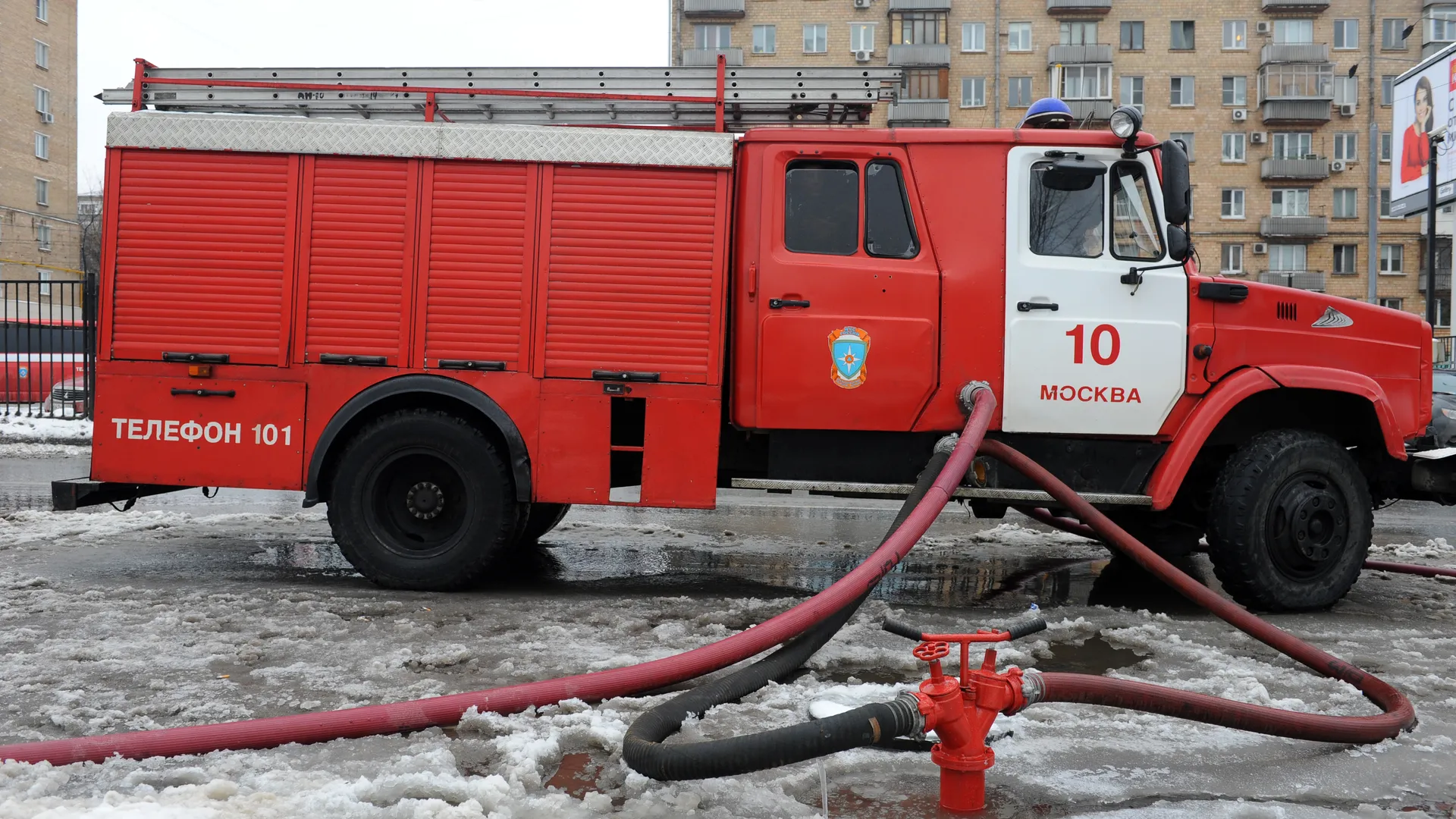 В Коломне пожарные локализовали огонь на производственном объекте
