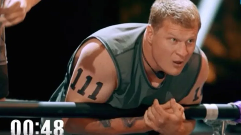 Кадр из видео телепрограммы «Титаны»