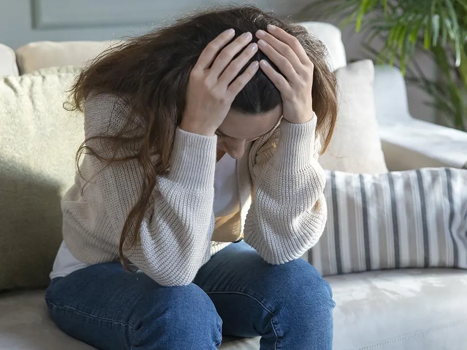 Невидимая угроза: врачи заявили, что стресс провоцирует диабет, проблемы со зрением и кишечником