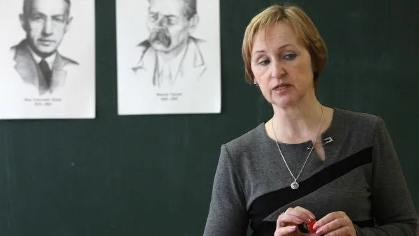 Сто лучших учителей Подмосковья получат премию губернатора