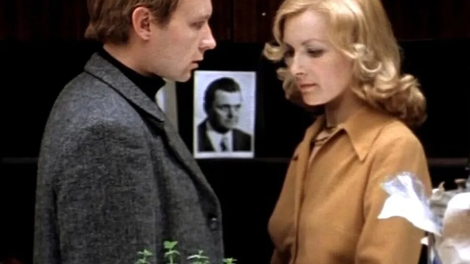 Кадр из фильма «Ирония судьбы, или С легким паром!». Режиссер Э. Рязанов. 1975 год