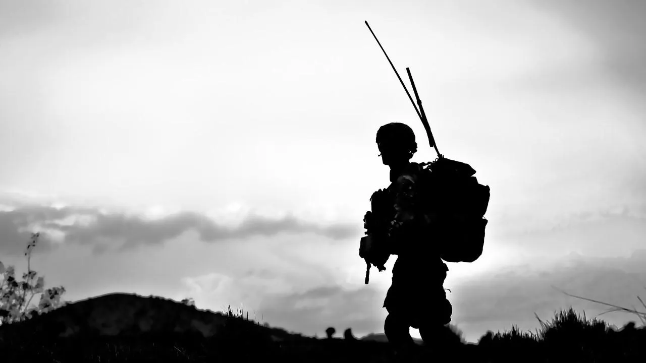Российский военный пожертвовал жизнью ради воюющего за ВСУ сына и его бригады