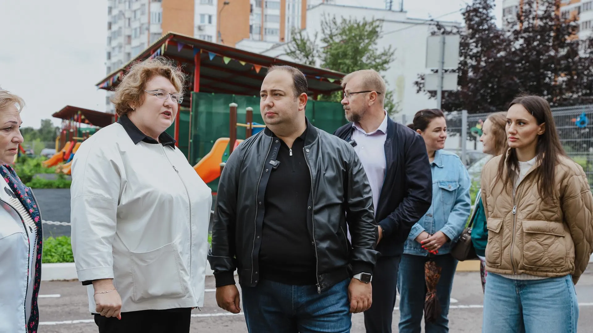 Дмитрий Волошин и Ирина Роднина проверили соцобъекты в территориальном управлении Кутузовское