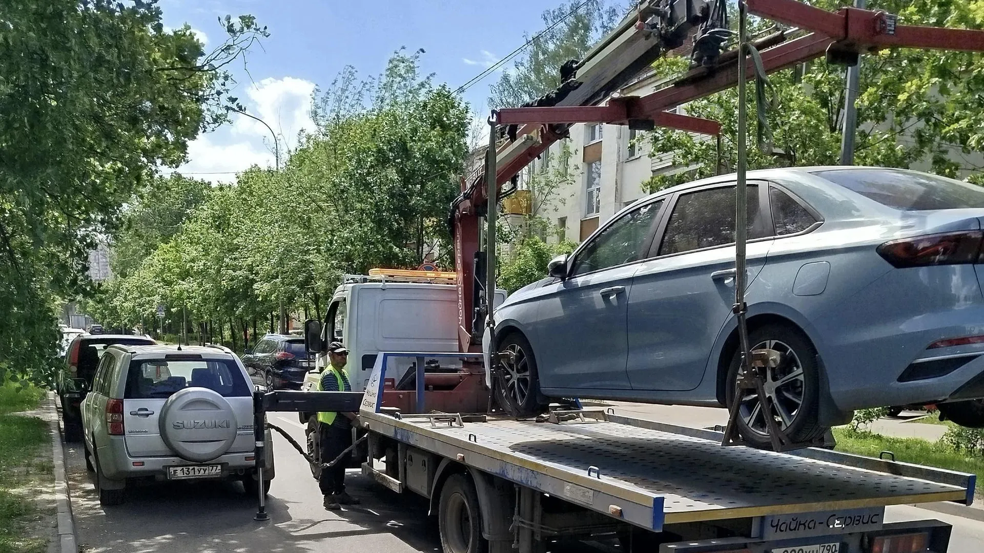 В Подмосковье за нарушение правил парковки эвакуировали почти 4 тыс. автомобилей