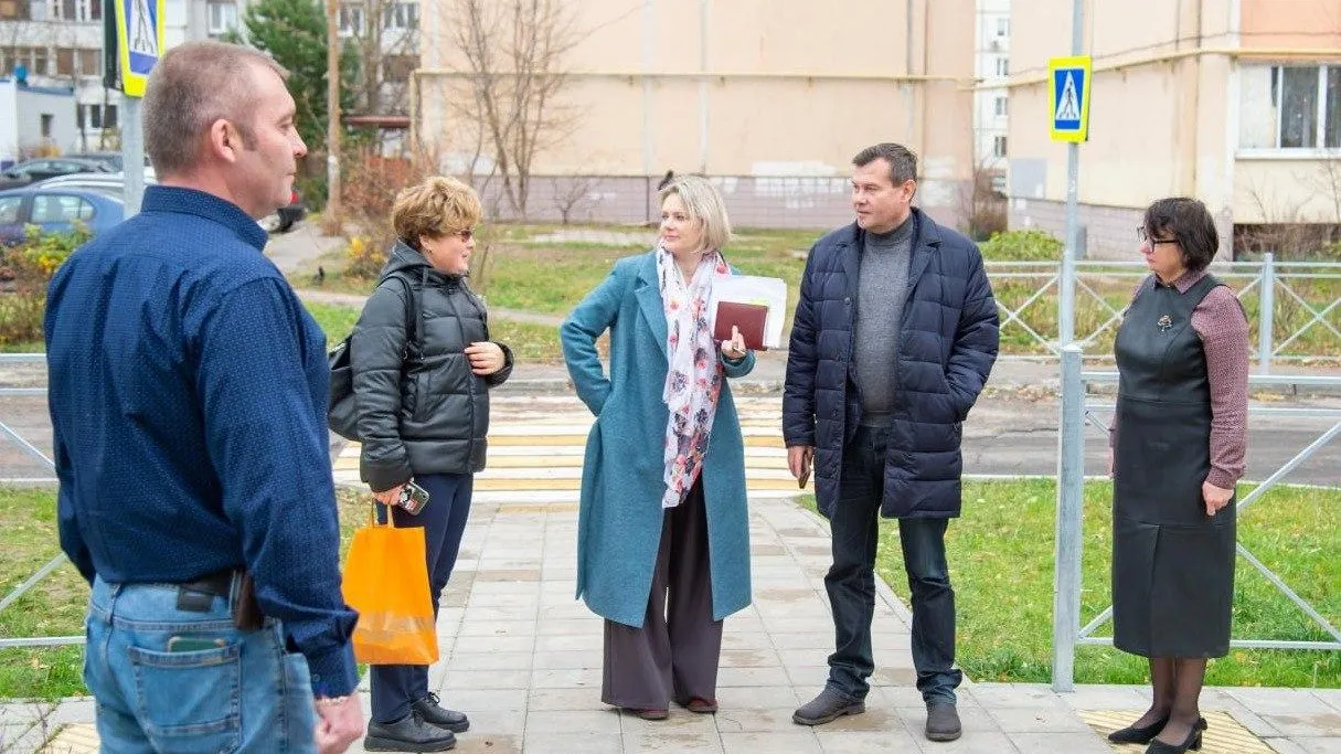В городском округе Коломна у школы обустроили безопасную дорогу