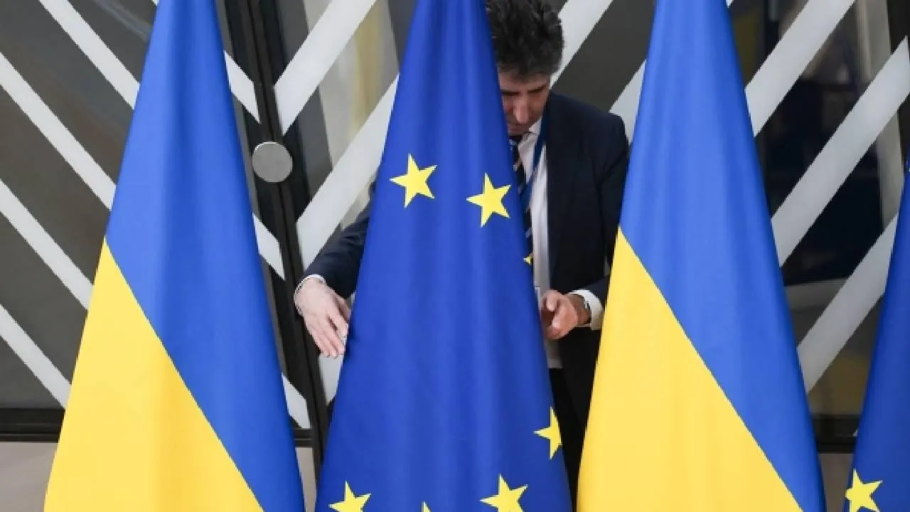 В ЕК не связывают задержку средств для Венгрии с ее позицией относительно Украины